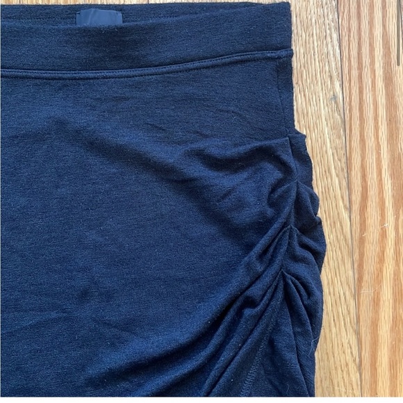 Wilfred Free Tyra Pencil Knit Skirt above the knee ruched black women’s size XS - Picture 4 of 7